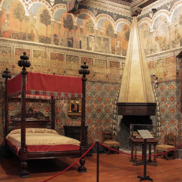 Palazzo Davanzati di Firenze, visita guidata all’antica dimora trecentesca